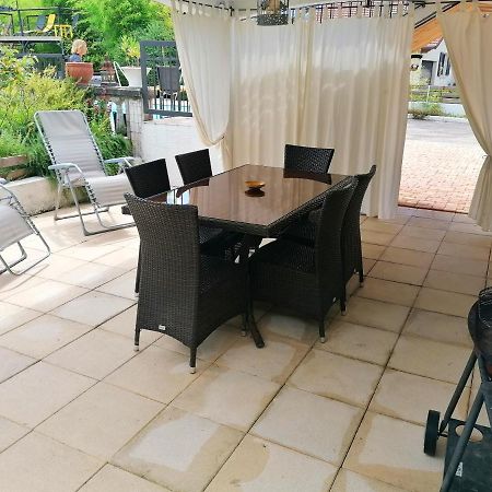 Appartement Lumineux A Voreppe Avec Piscine Exterior foto