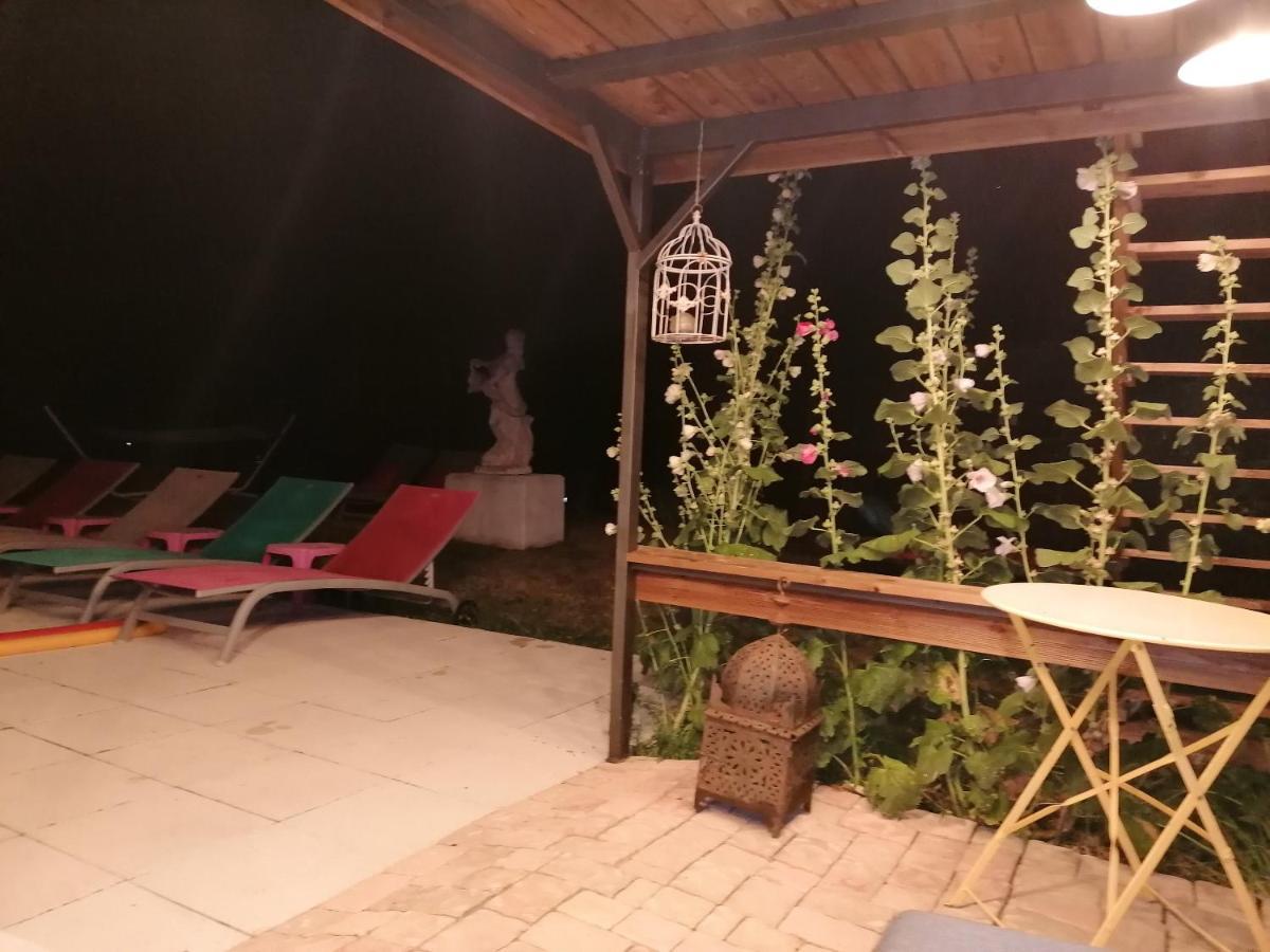 Appartement Lumineux A Voreppe Avec Piscine Exterior foto