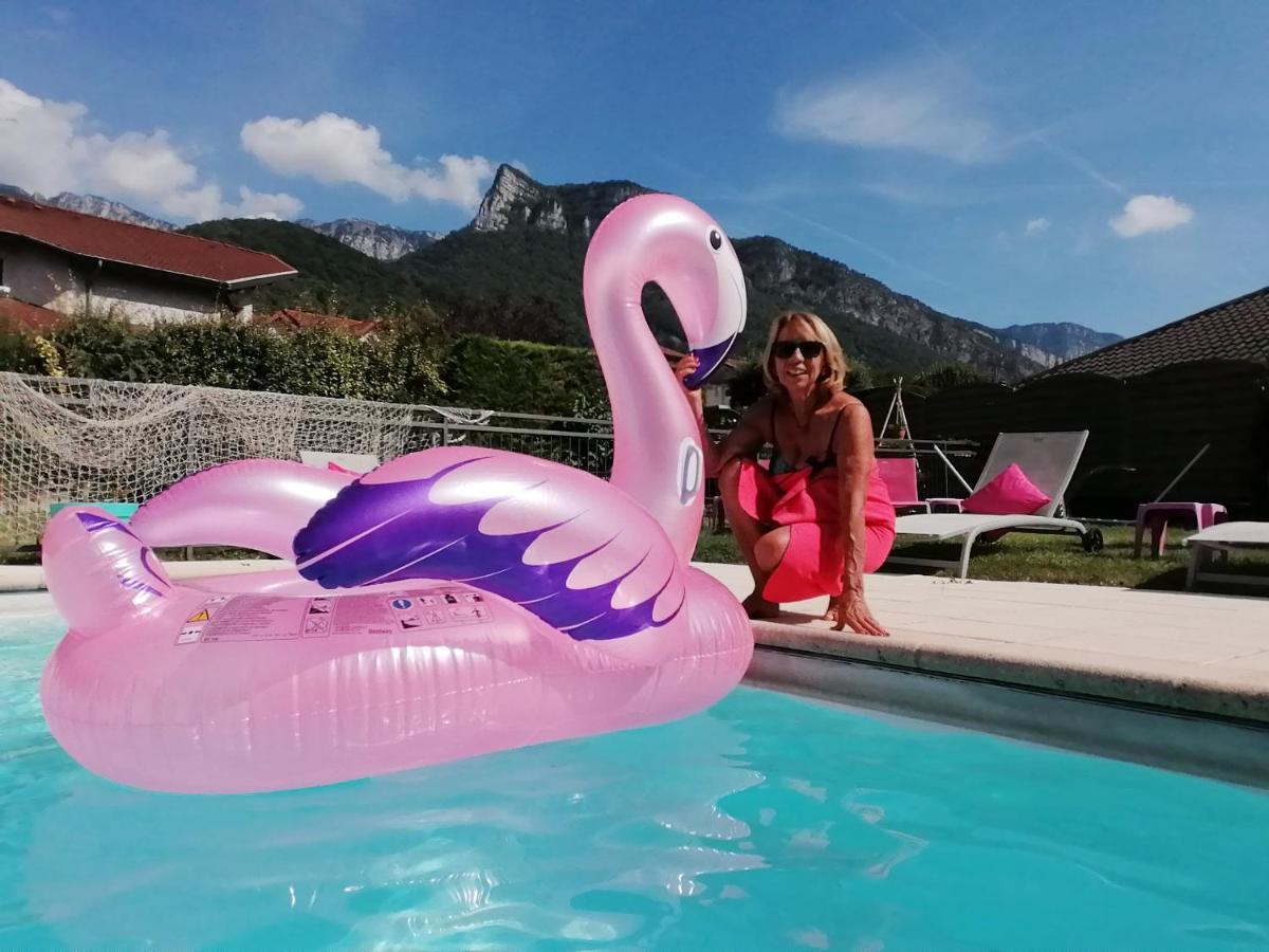 Appartement Lumineux A Voreppe Avec Piscine Exterior foto